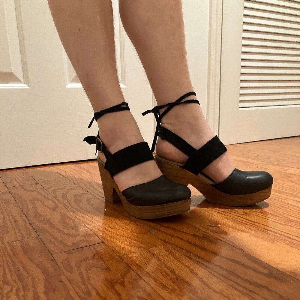 Free People Clogs